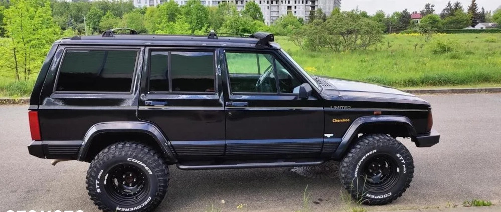 Jeep Cherokee cena 34500 przebieg: 227365, rok produkcji 1996 z Warszawa małe 379